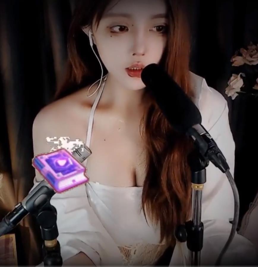 0413121902.jpg ASMR 口腔音,耳边亲吻413温书蕾